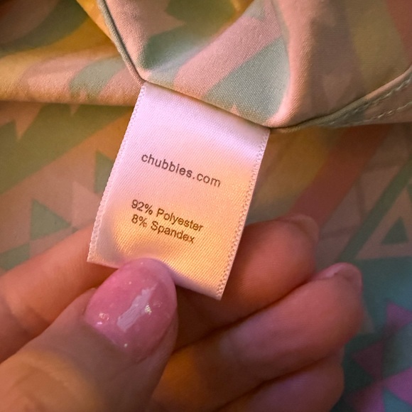 Men’s Sz Med Chubbies The En Fuego Wild Shirt Sleeve Button Down - Picture 6 of 6